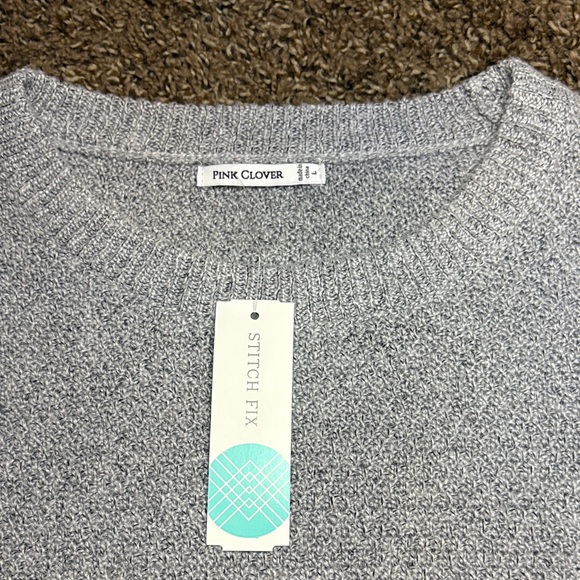 Pink Clover Light Gray Women's Crew Neck Sweater - Picture 4 of 6